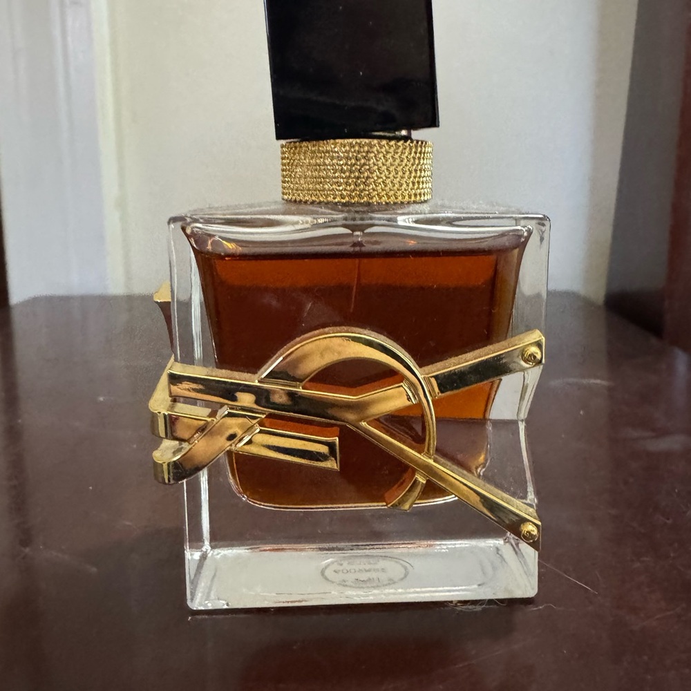 Yves Saint Laurent Libre Le Parfum Fragrance Collection